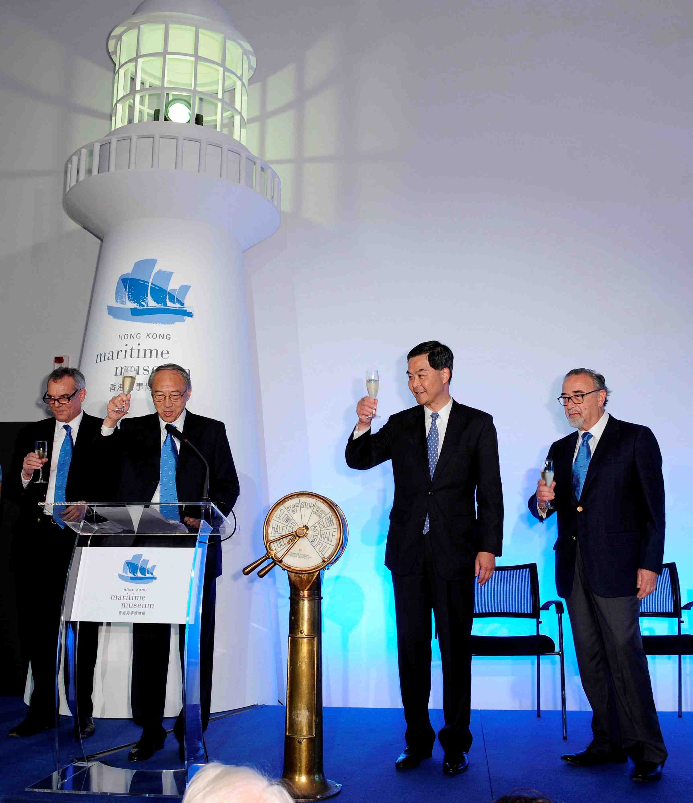 From L-to-R: Richard Wesley, Museum Director; Hong Kong Chief Executive Mr C Y Leung; Mr Tung Chee Chen, Chairman of HKMM Trust; and Mr Anthony J Hardy, Chairman of the Museum
